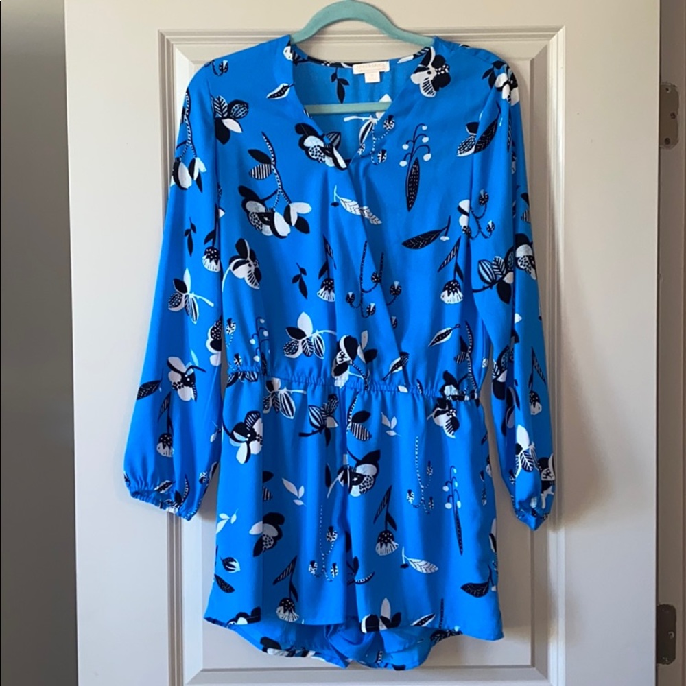 Finn & Grace Blue Pattern Romper - Medium